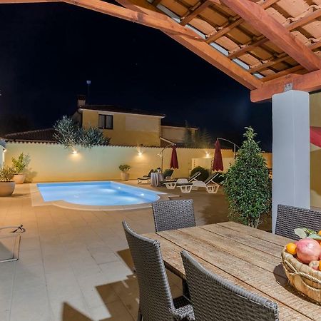 וודניאן Villa Monique מראה חיצוני תמונה