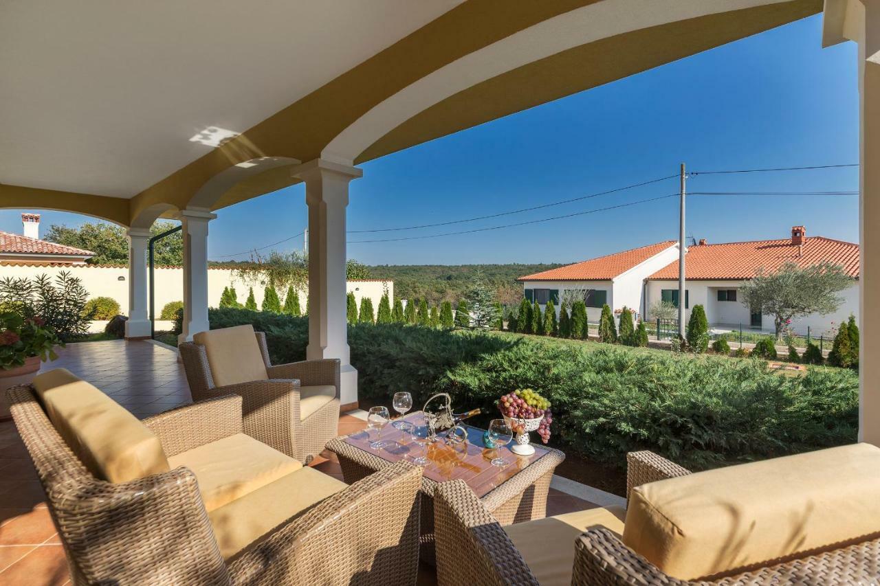וודניאן Villa Monique מראה חיצוני תמונה