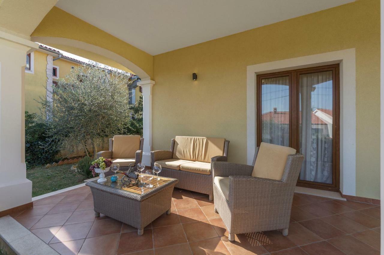 וודניאן Villa Monique מראה חיצוני תמונה