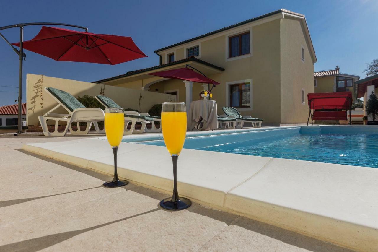 וודניאן Villa Monique מראה חיצוני תמונה