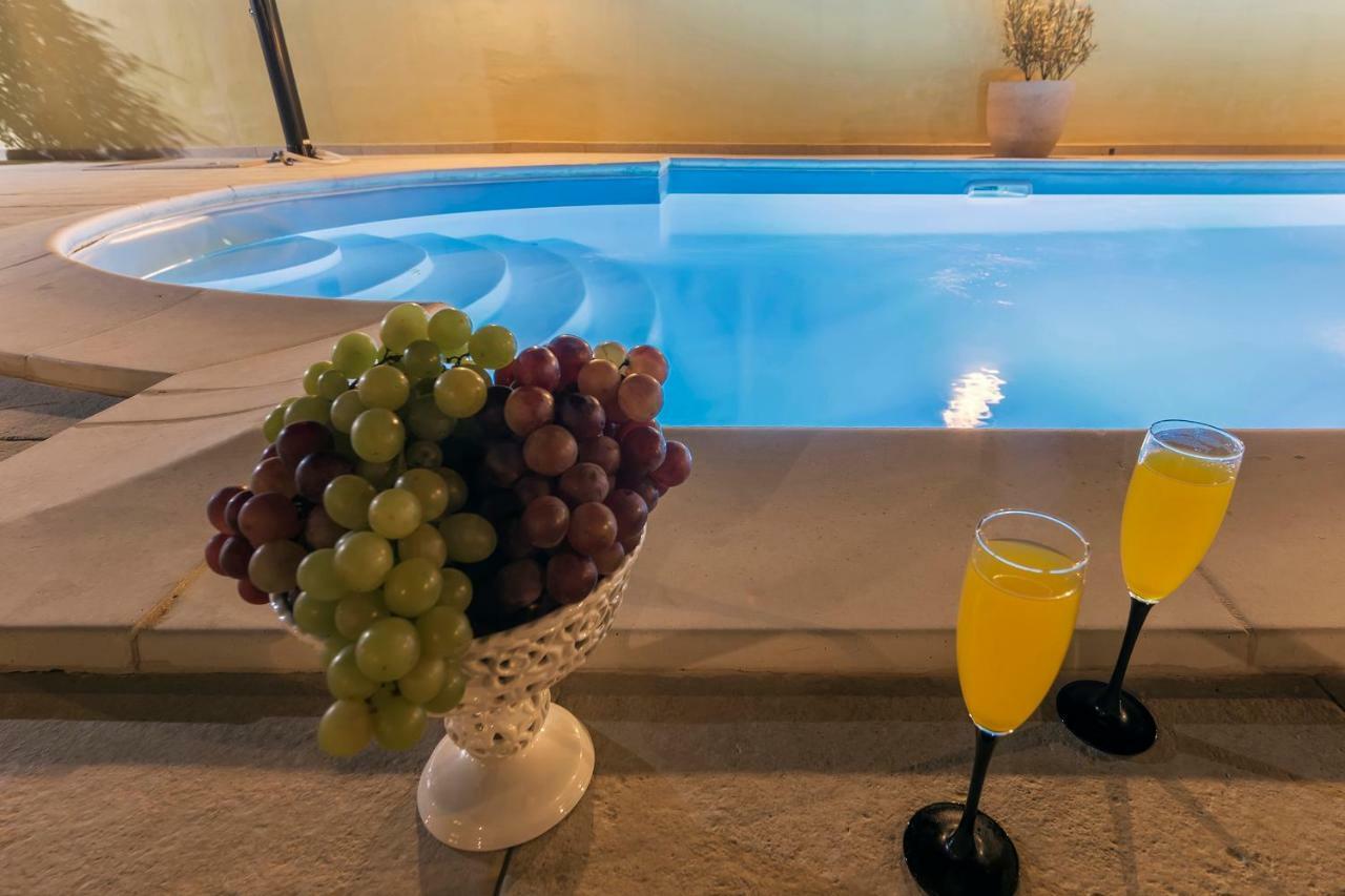 וודניאן Villa Monique מראה חיצוני תמונה
