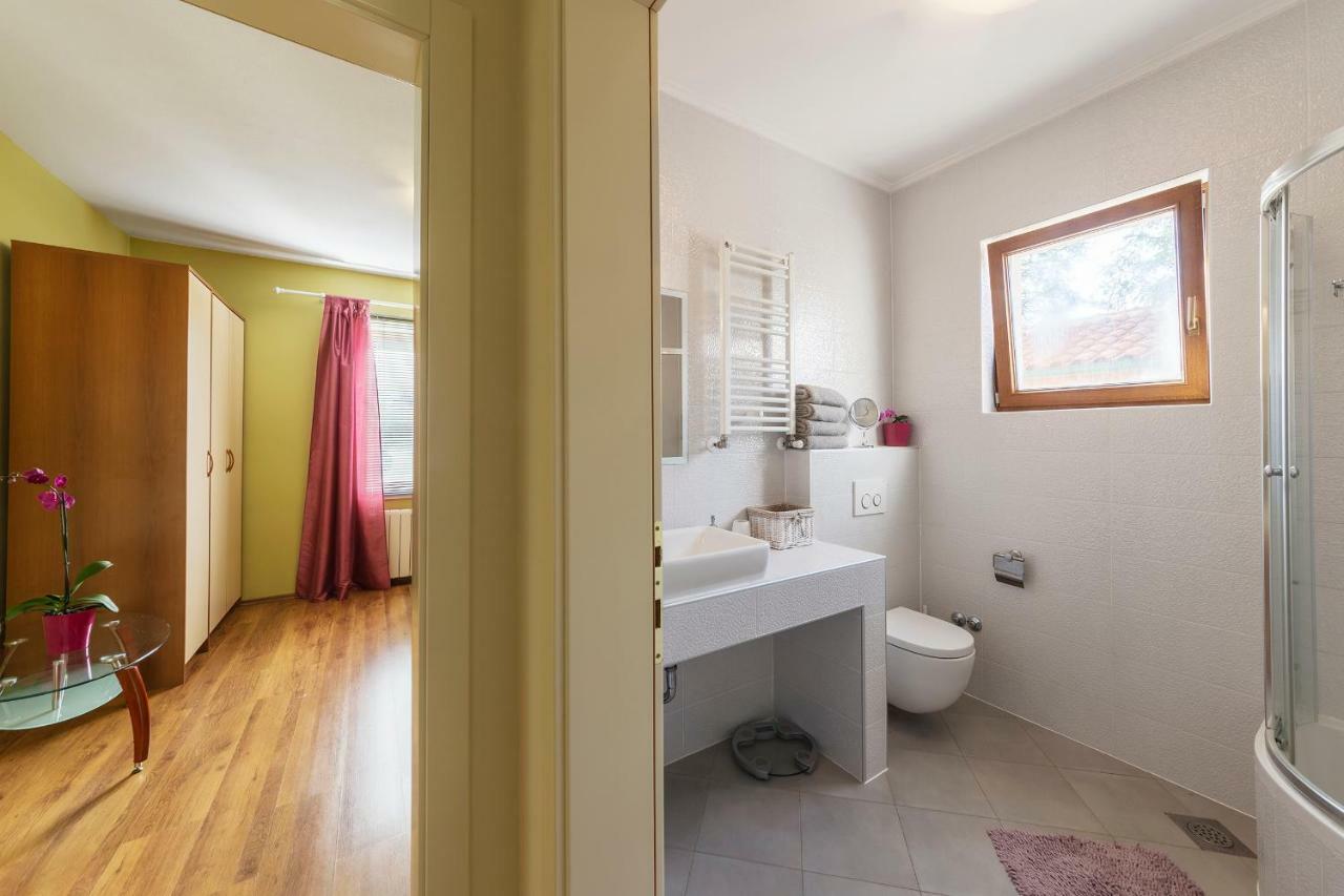 וודניאן Villa Monique מראה חיצוני תמונה